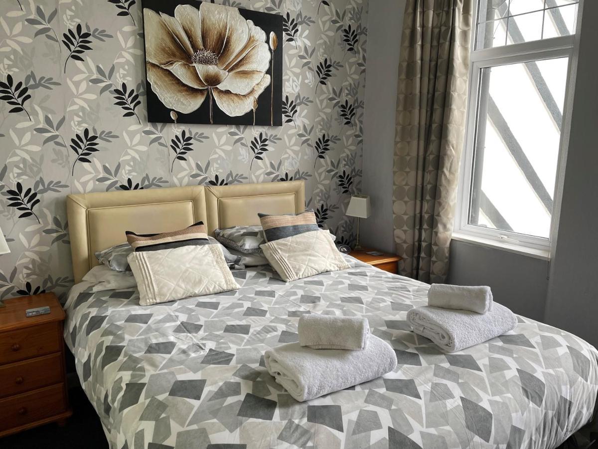 Tudor Court Guest House Falmouth Extérieur photo